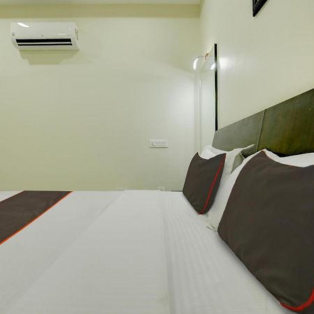 Super Collection O Ovel Hotel Grand Abadpura Exterior photo